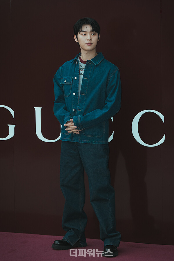 최현욱,포토월행사