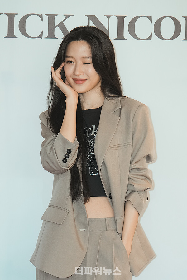 문가영,포토월행사