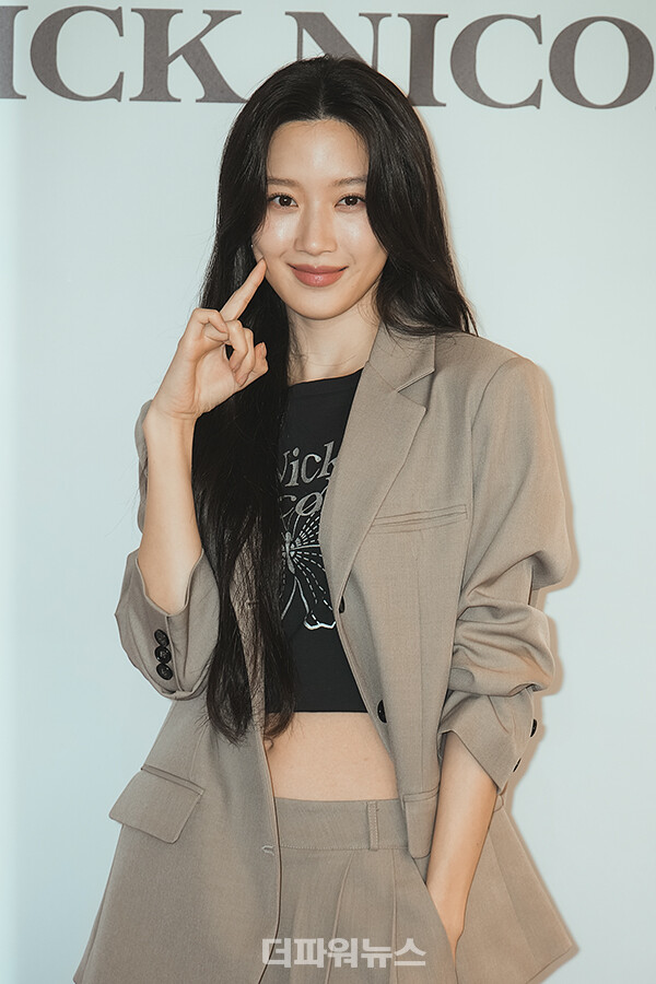 문가영,포토월행사