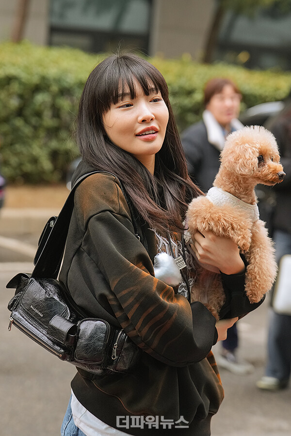 청하,KBS이효리의레드카펫출근길