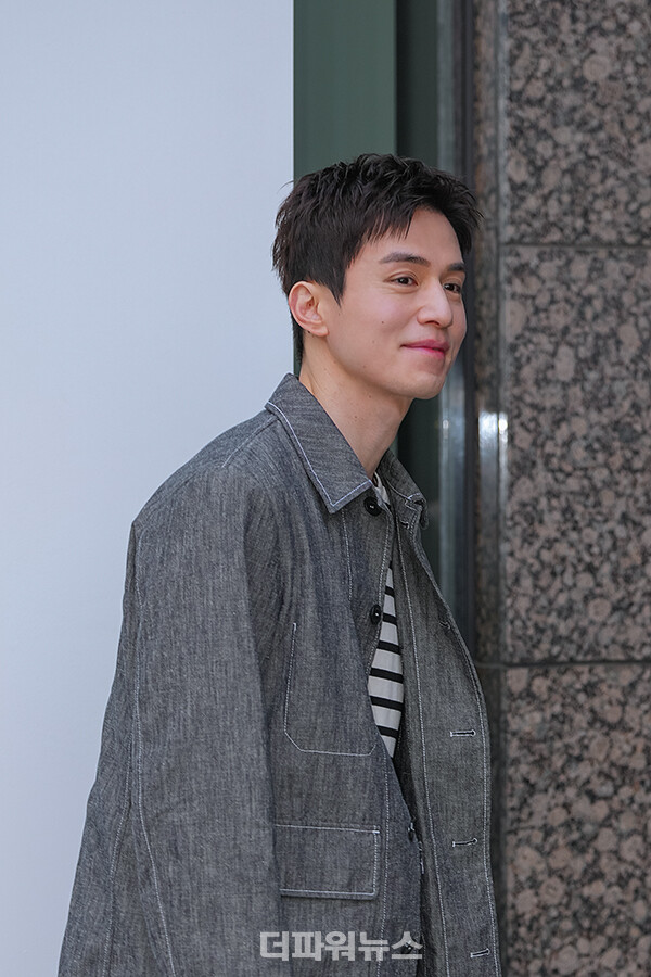 이동욱,포토월행사