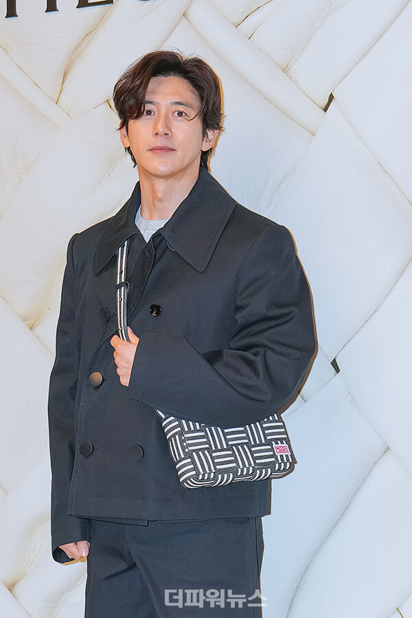 고수,포토월행사