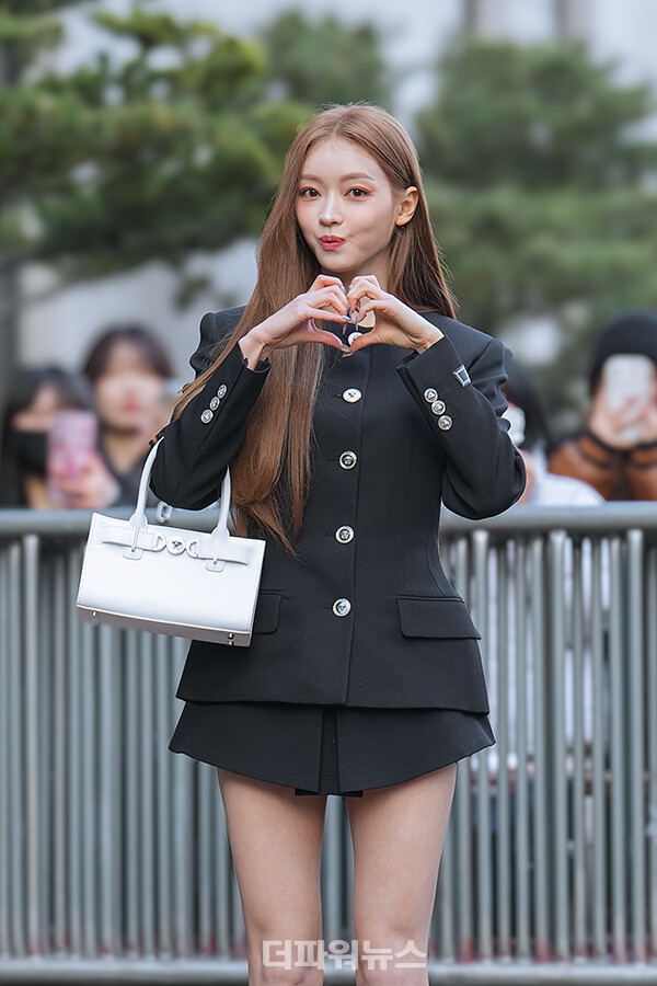 유아,뮤직뱅크출근길