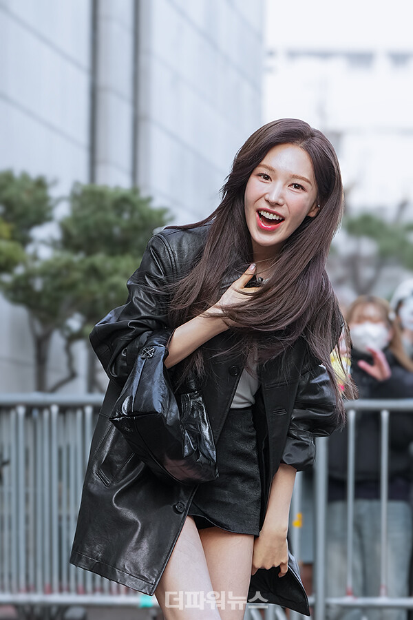 레드벨벳웬디,뮤직뱅크출근길