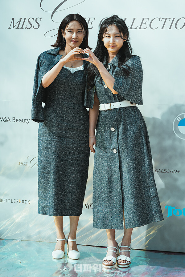 오현경모녀,포토월행사