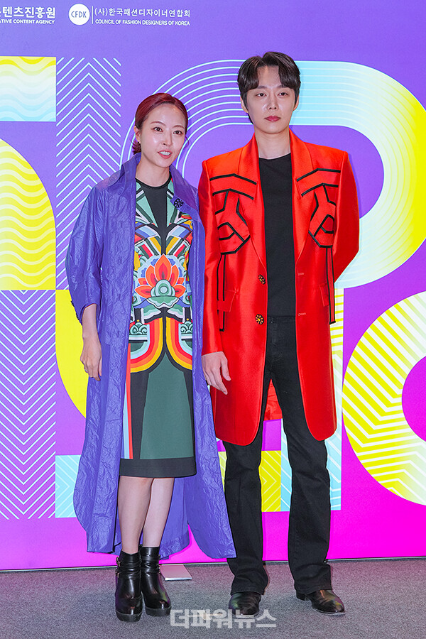 심은진-전승빈,2024F/W패션코드포토월행사