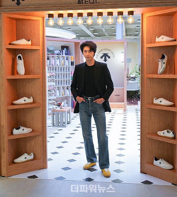 홍경,포토월행사