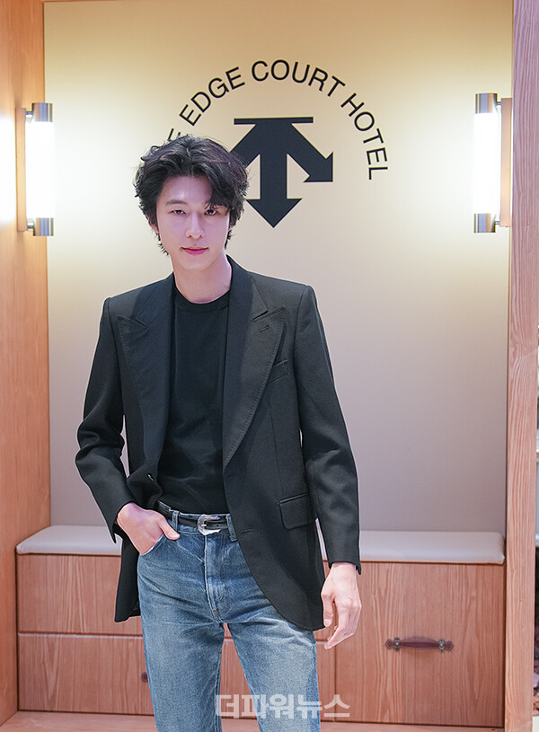 홍경,포토월행사