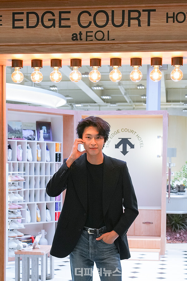 홍경,포토월행사