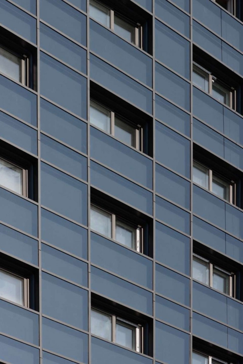KCC글라스 커튼월 룩 전용 유리 ‘씨룩스’가 시공된 아파트 외벽 모습.(사진=KCC글라스)