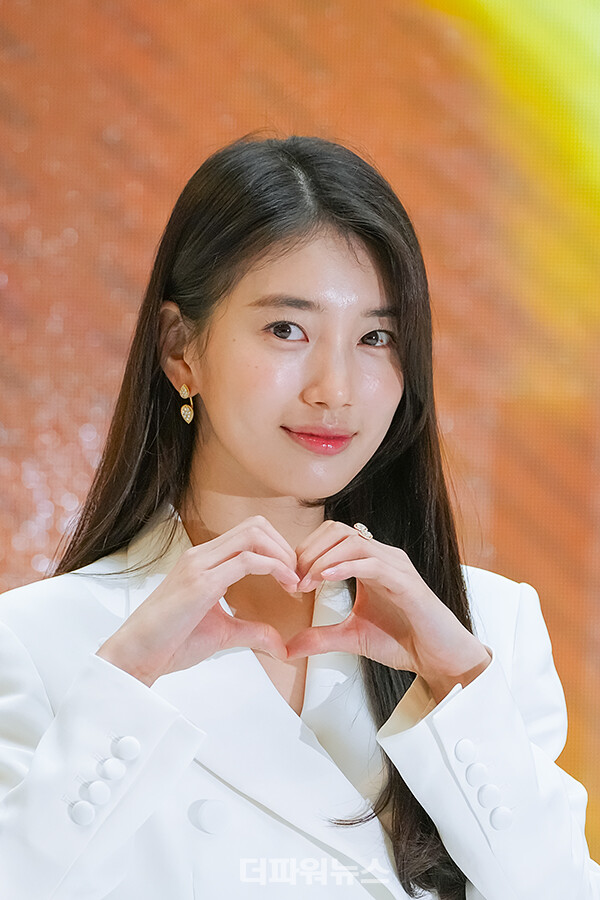 수지,포토월행사