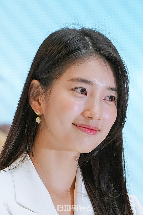 수지,포토월행사