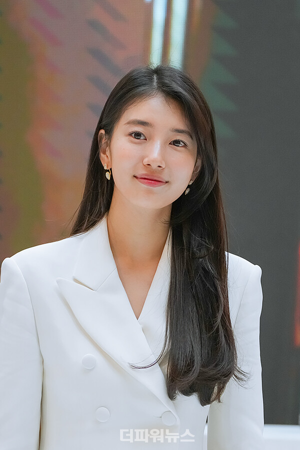 수지,포토월행사