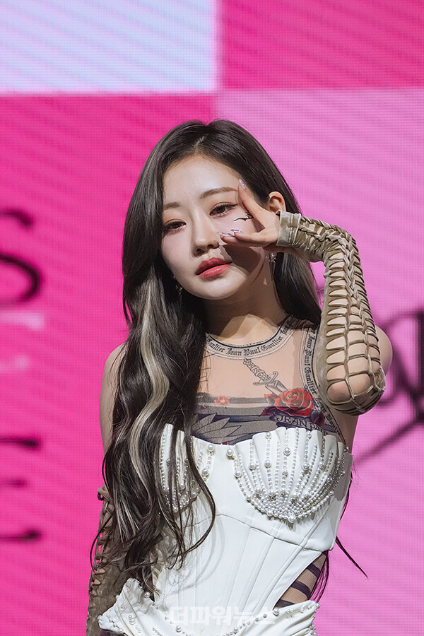 키스오브라이프쥴리,첫싱글앨범쇼케이스