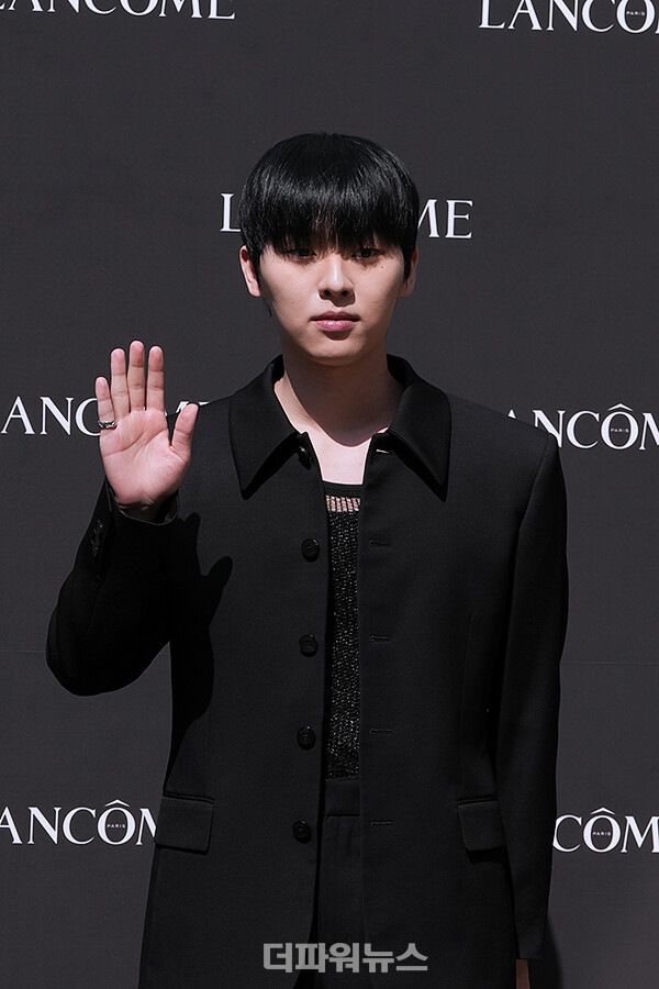 최현욱,포토월행사