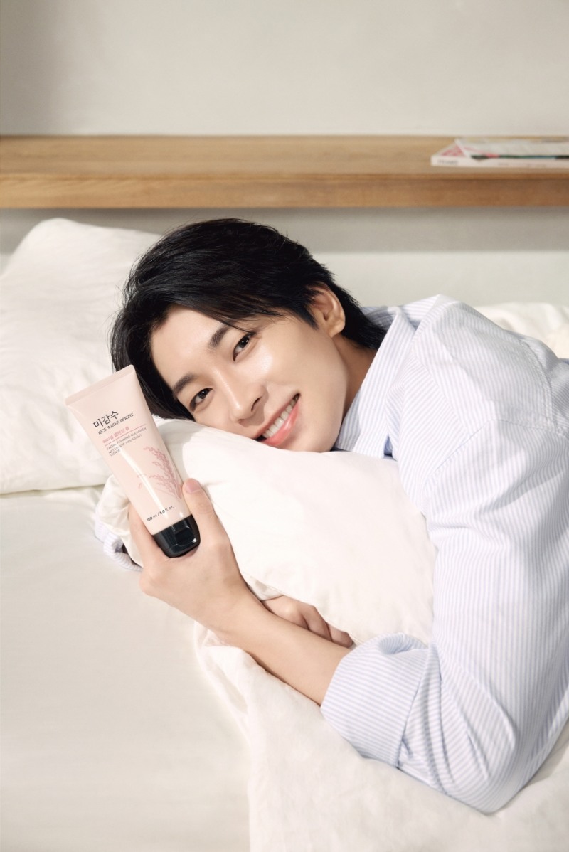 더페이스샵, 새 모델에 원우 발탁