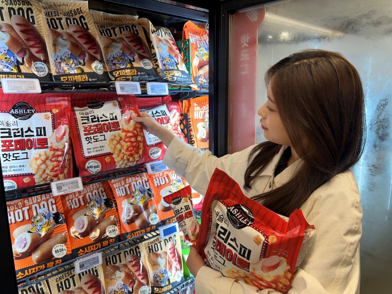 이랜드팜앤푸드 애슐리 핫도그 3종, 누적 80만 개 돌파