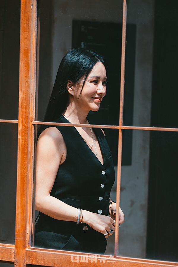 엄정화,포토월행사