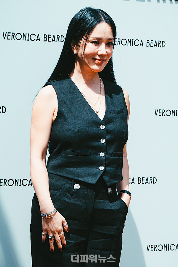 엄정화,포토월행사