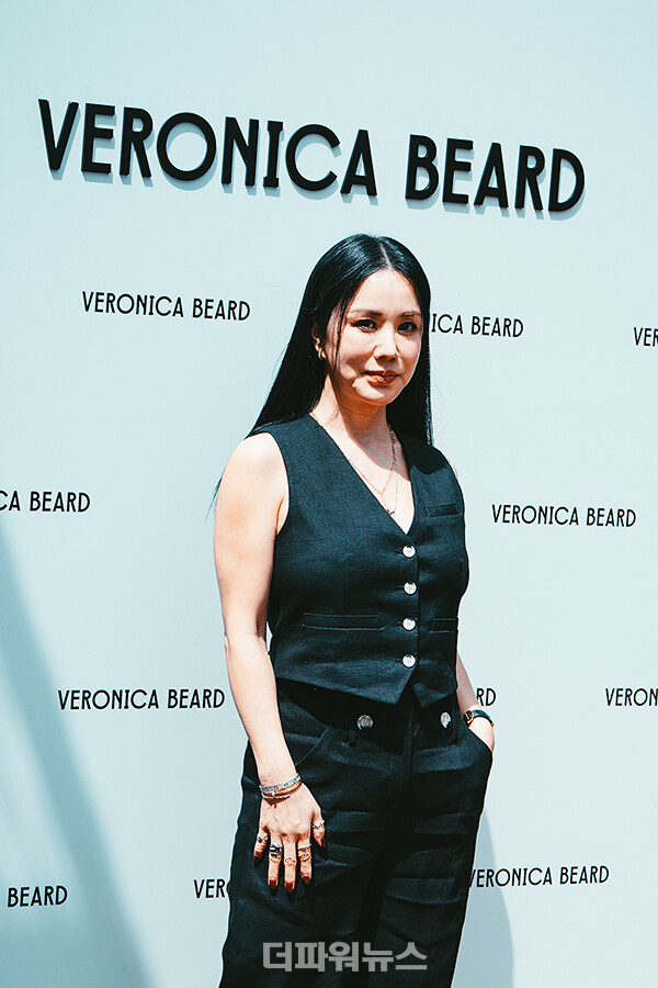 엄정화,포토월행사