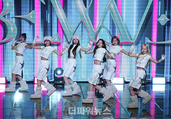 비웨이브,미니앨범쇼케이스