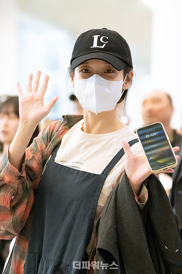 아이유,인천국제공항입국