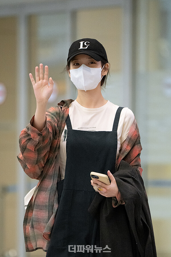 아이유,인천국제공항입국