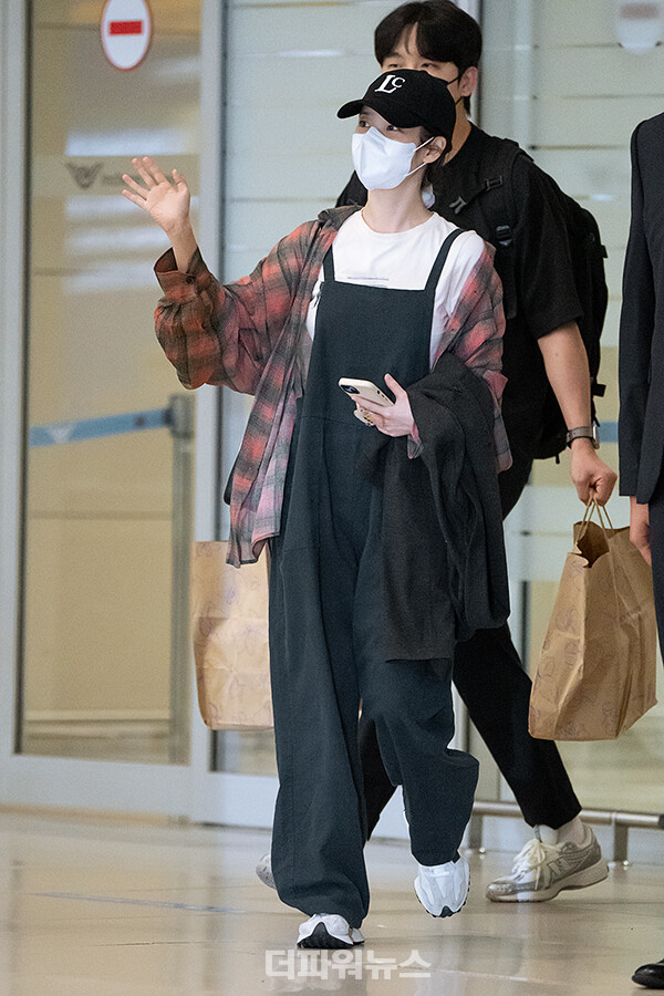 아이유,인천국제공항입국