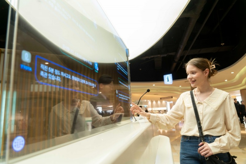 SKT, 13개 언어 지원하는 AI 동시 통역 솔루션 ‘트랜스 토커’ 출시