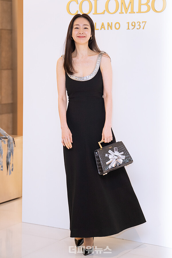 최지우,포토월행사