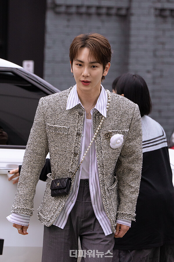 샤이니키,포토월행사