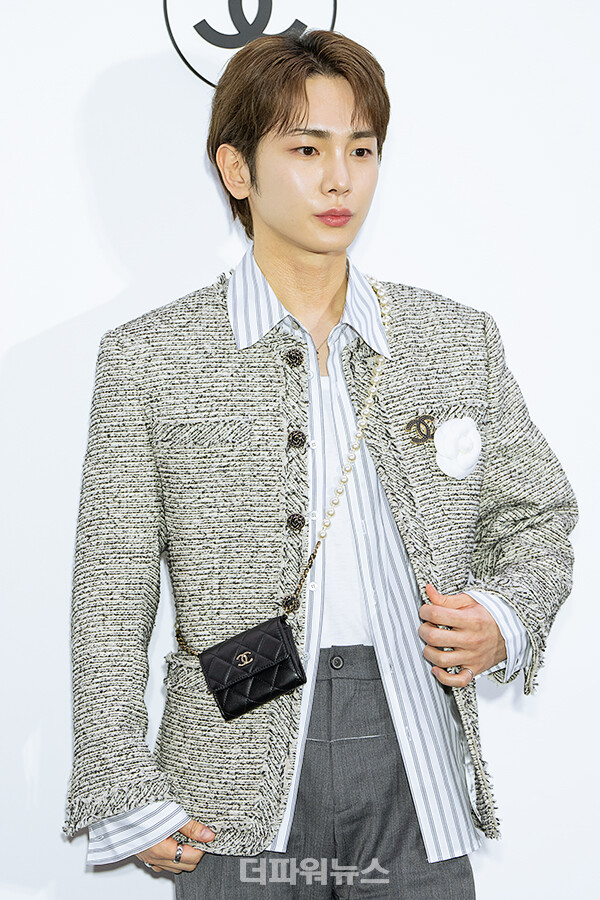 샤이니키,포토월행사