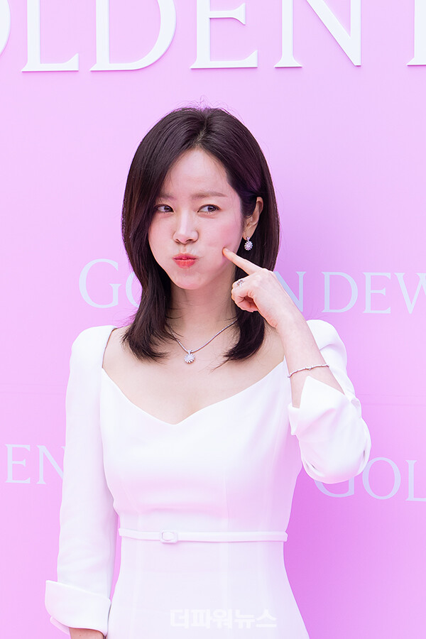 한지민,포토월행사