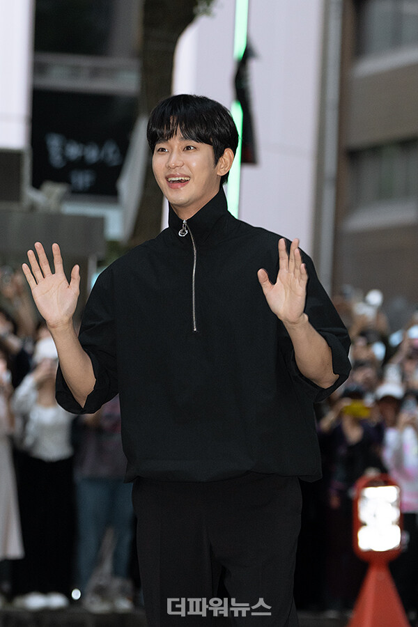 김수현,드라마‘눈물의여왕’종방연