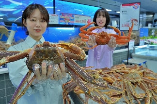 롯데마트, 러시아산 '대게(100g)' 행사 진행