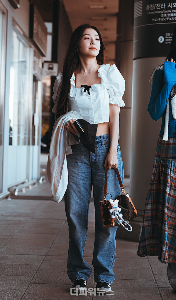 레드벨벳아이린,김포국제공항출국