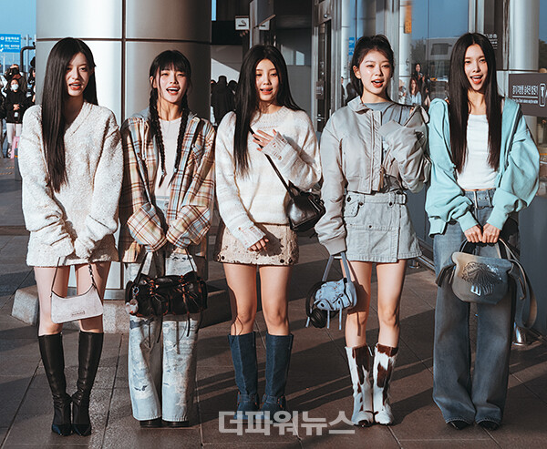 아일릿,김포국제공항출국