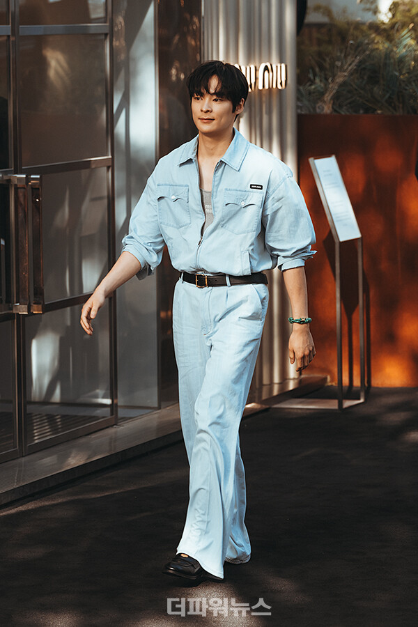 송건희,포토월행사