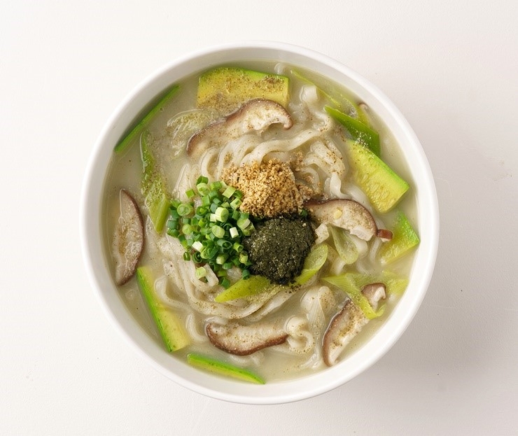 풀무원, ‘들깨물김칼국수’ 출시