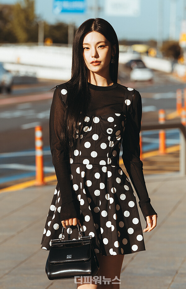 있지예지,김포국제공항출국