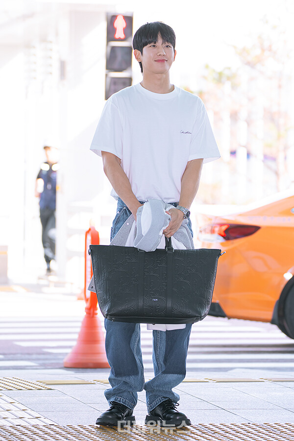 정해인,인천국제공항출국