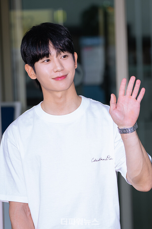 정해인,인천국제공항출국