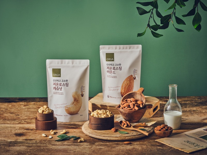 풀무원 올가홀푸드, ‘저온로스팅 아몬드∙캐슈넛’ 선보여