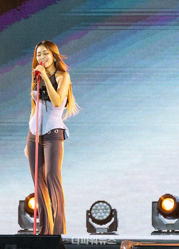 효린,'2024코리아온스테이지'공연