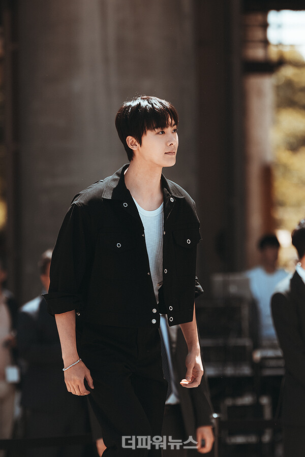 아스트로산하,한강대교에어비앤비오픈기념행사