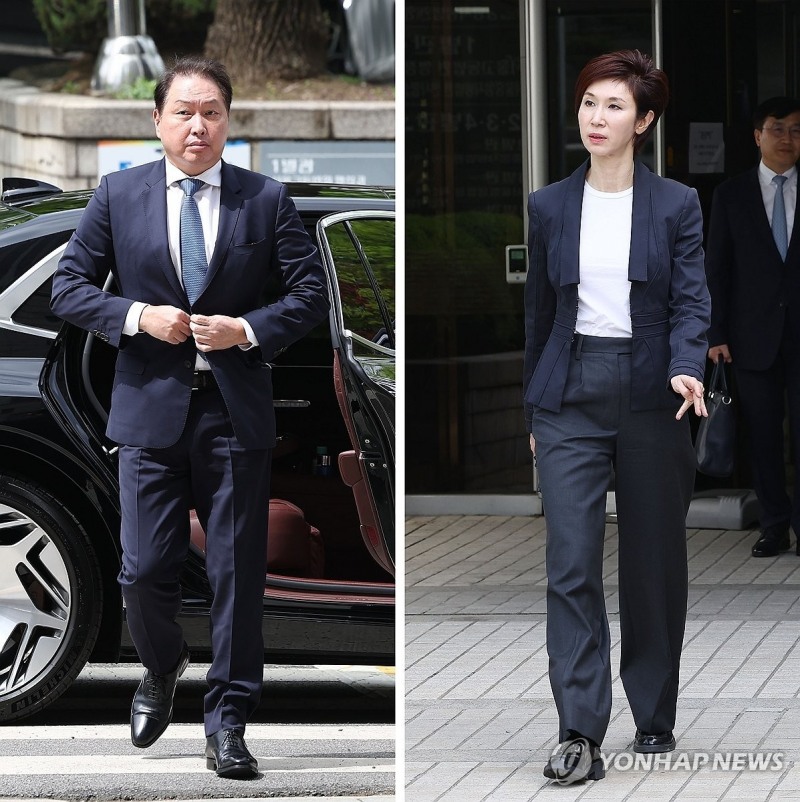 최태원·노소영 이혼소송 항소심 마지막 변론 나란히 출석히는 모습. (사진=연합뉴스)