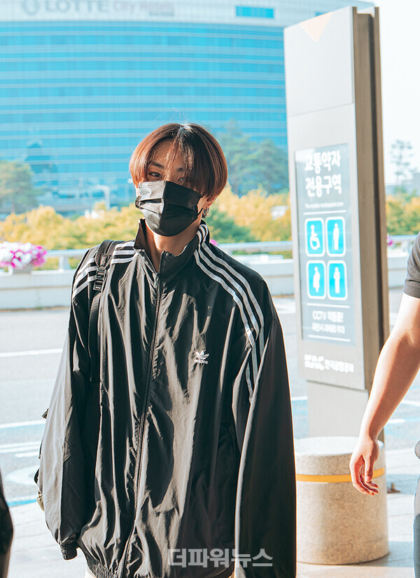 엔하이픈정원,김포국제공항출국