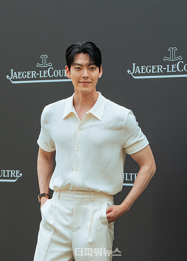 김우빈,포토월행사