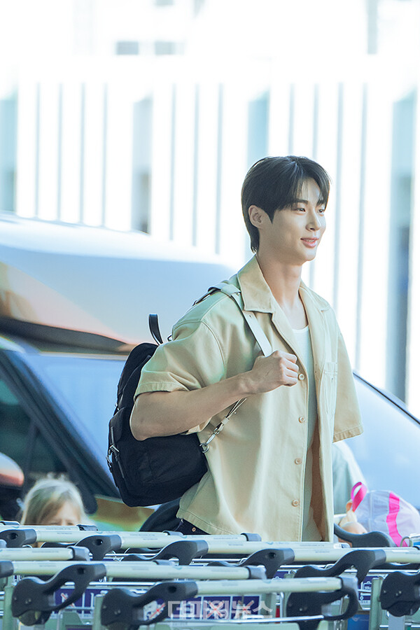 변우석,인천국제공항출국