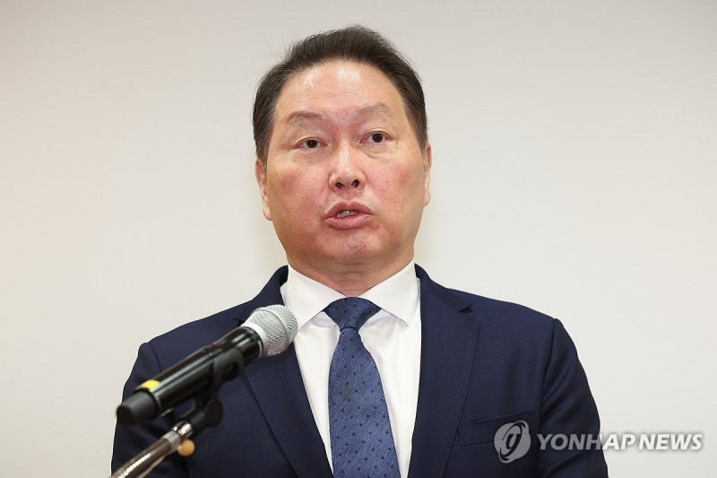 항소심 관련 입장 밝히는 최태원 회장.(사진=연합뉴스)